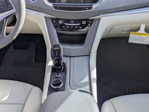 New 2026 Cadillac XT5 Premium Luxury w/ Driver Assist Package FWD image 19