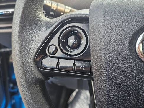 Certified 2020 Toyota Prius LE AWD/4WD image 28