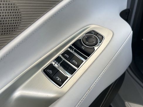 Used 2025 Chevrolet Corvette Z06 image 43