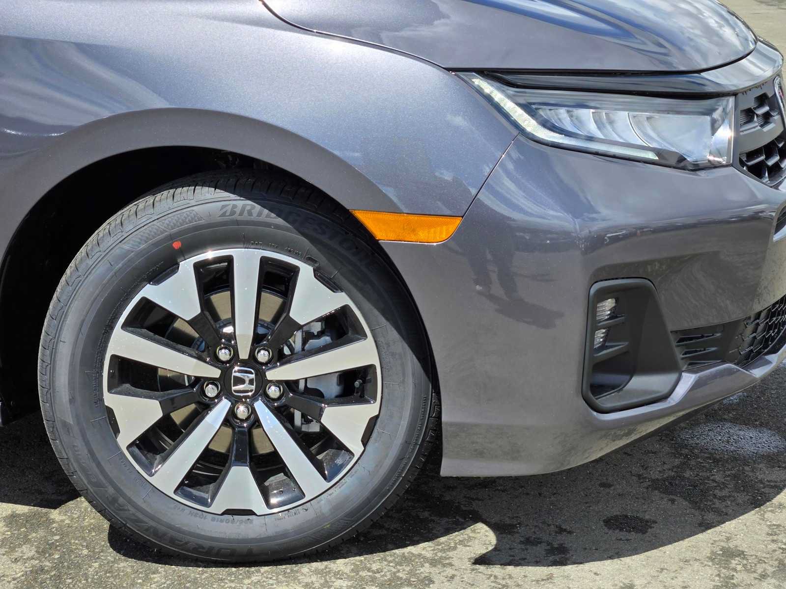 New 2026 Honda Odyssey EX-L image 3