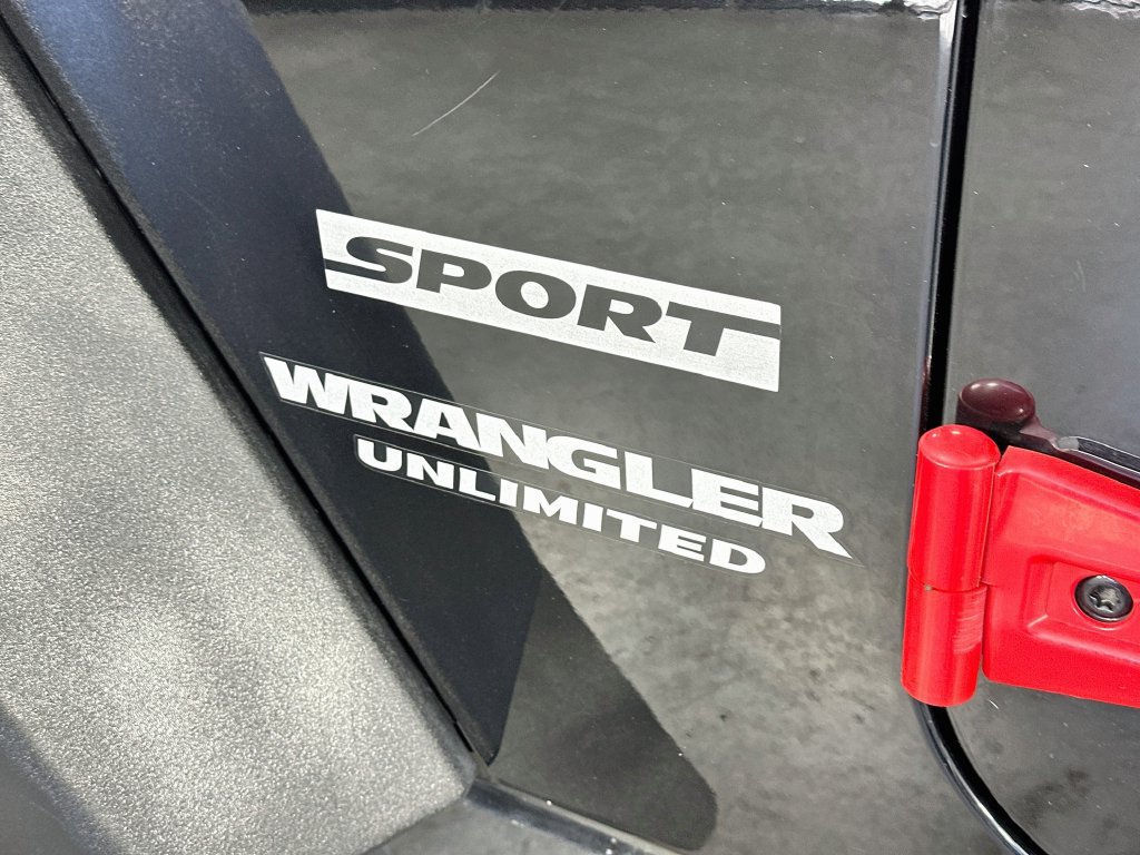 Used 2017 Jeep Wrangler Unlimited Sport w/ Quick Order Package 23S AWD/4WD image 26