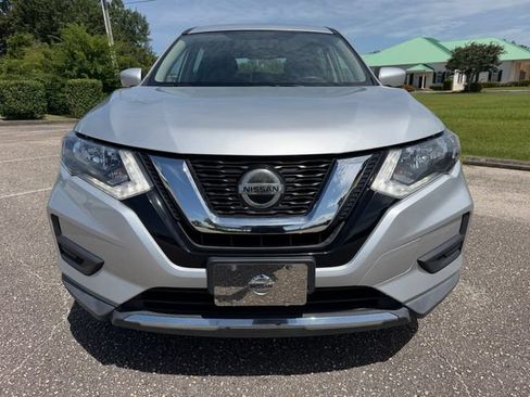 Used 2018 Nissan Rogue S AWD/4WD image 8