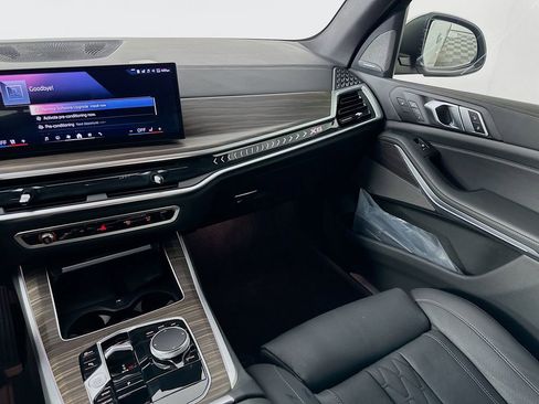 Certified 2024 BMW X5 xDrive40i w/ Premium Package image 24