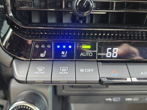 Used 2024 Toyota Land Cruiser image 20