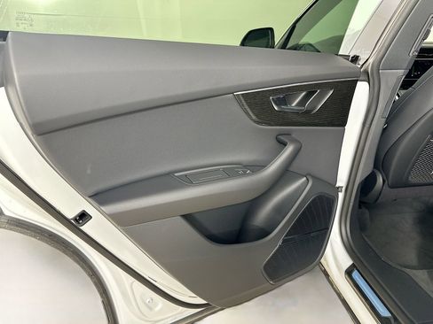 New 2026 Audi Q8 Premium AWD/4WD image 36