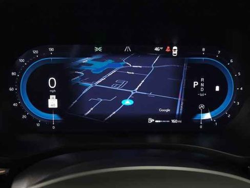 Certified 2025 Volvo XC60 B5 Plus image 21