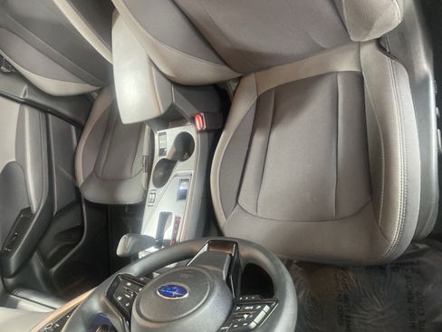 Used 2025 Subaru Crosstrek 2.5i Premium AWD/4WD image 14