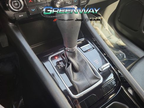 Used 2023 Jeep Compass Limited image 21