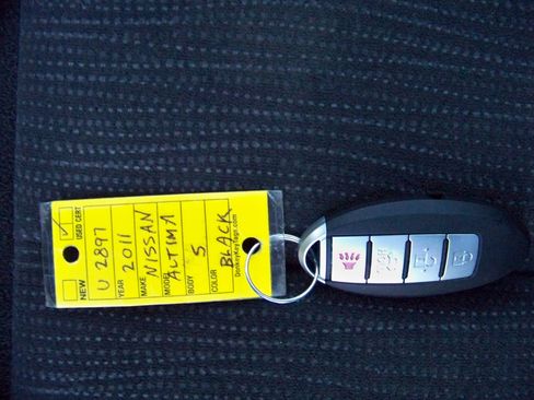 Used 2011 Nissan Altima 2.5 S image 27