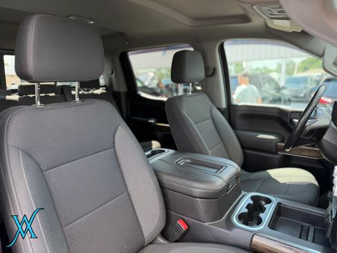Used 2022 GMC Sierra 1500 Elevation w/ Preferred Package AWD/4WD image 24