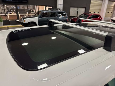 New 2025 Volkswagen ID. Buzz 1st Edition image 33