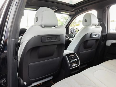 Used 2023 BMW X5 sDrive40i RWD image 32