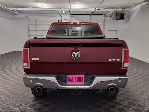 Used 2018 RAM 1500 Laramie w/ Convenience Group AWD/4WD image 10
