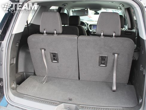 Certified 2023 GMC Acadia SLE w/ Driver Convenience Package image 31