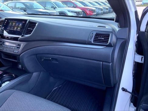 Used 2021 Honda Passport Sport image 19