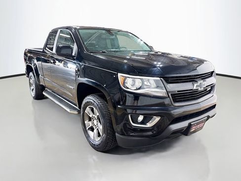 Used 2018 Chevrolet Colorado Z71 AWD/4WD image 5