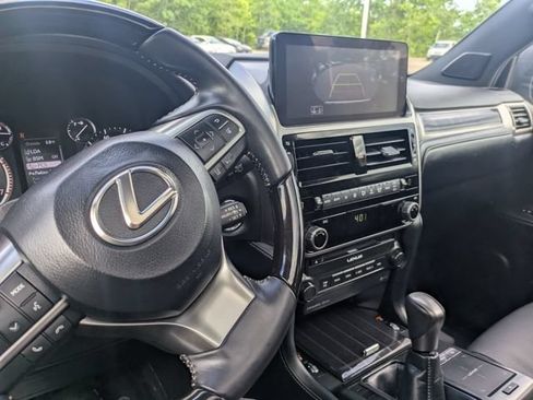 Used 2023 Lexus GX 460 Premium w/ Premium Package AWD/4WD image 36