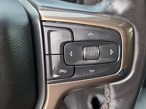 Used 2022 Chevrolet Silverado 3500 High Country w/ Technology Package AWD/4WD image 18