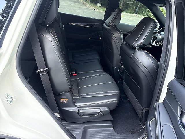 Certified 2025 INFINITI QX60 Luxe w/ Black Edition FWD image 22
