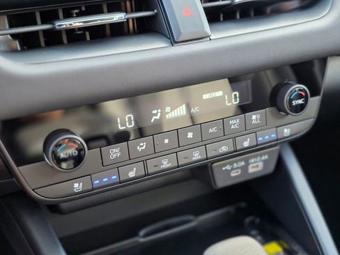 New 2026 Subaru Outback Touring XT image 32