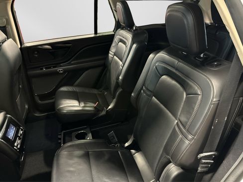 Used 2021 Lincoln Aviator Reserve image 43