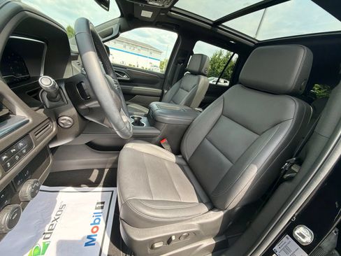 Used 2023 Chevrolet Tahoe Z71 w/ Luxury Package AWD/4WD image 23