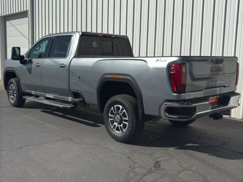 Used 2024 GMC Sierra 3500 SLT w/ SLT Premium Package image 3