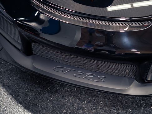 Used 2018 Porsche 911 GT2 RS RWD image 20