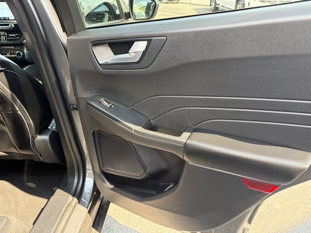 Used 2024 Ford Escape ST-Line AWD/4WD image 48