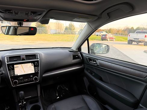 Used 2019 Subaru Outback 2.5i Limited w/ Popular Package #2 image 33