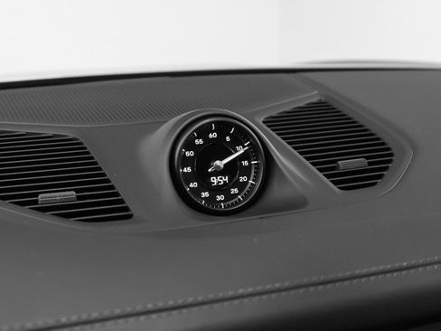 New 2026 Porsche Cayenne image 41