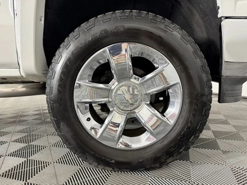 Used 2014 Chevrolet Silverado 1500 LT AWD/4WD image 40