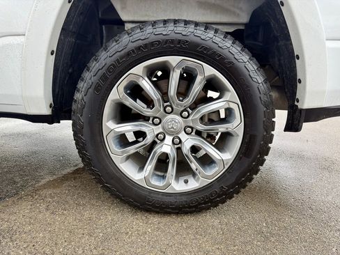 Used 2022 RAM 1500 Laramie w/ Sport Appearance Package image 31