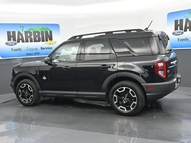 Used 2023 Ford Bronco Sport Outer Banks w/ Tech Package AWD/4WD image 3