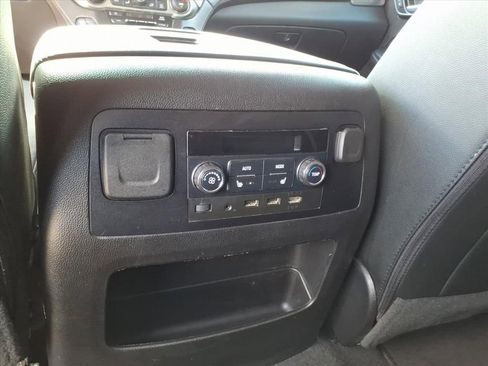 Used 2019 Chevrolet Tahoe Premier image 12