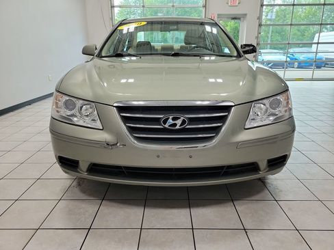 Used 2010 Hyundai Sonata GLS FWD image 6