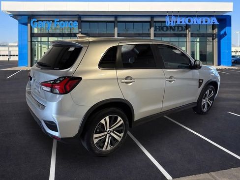 Used 2025 Mitsubishi Outlander Sport AWD image 2