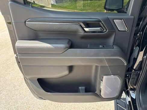 Used 2023 GMC Sierra 1500 AT4X AWD/4WD image 25