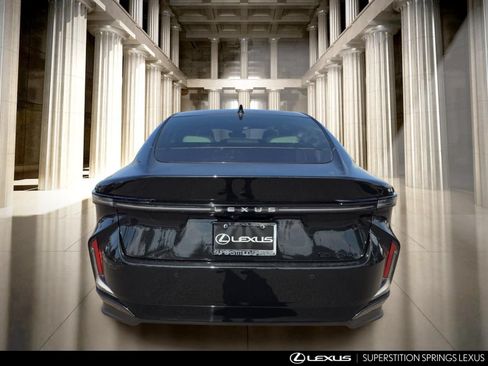 New 2026 Lexus ES 350e FWD image 5