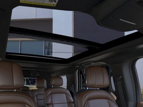 New 2025 Lincoln Navigator Reserve image 45
