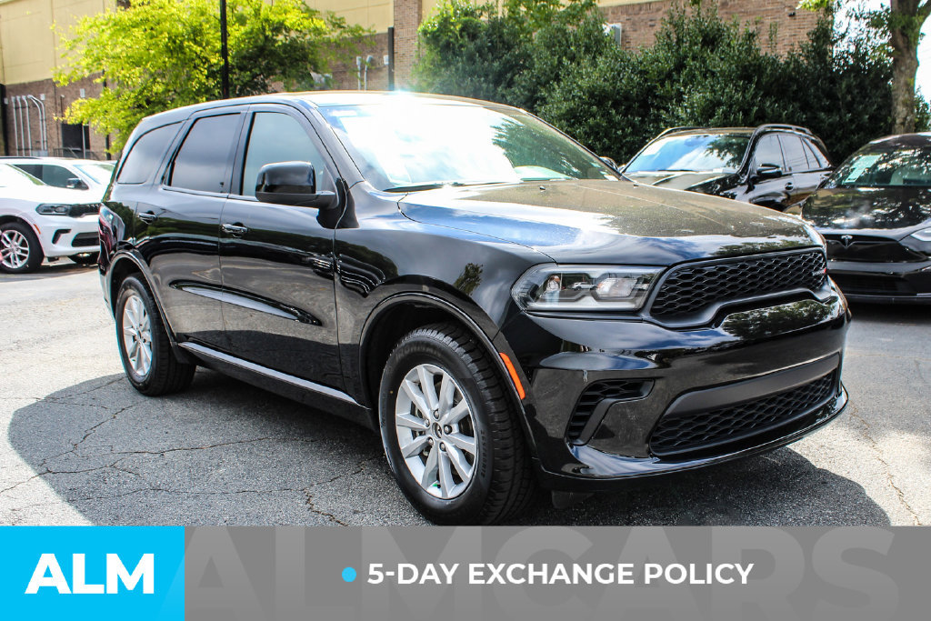 Used 2025 Dodge Durango GT RWD image 3