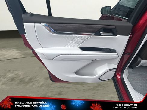 New 2026 GMC Acadia Denali w/ Super Cruise Package FWD image 23