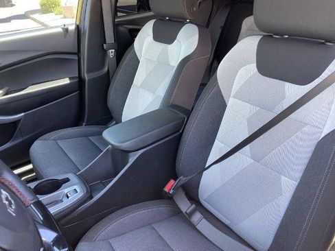 Used 2024 Chevrolet Trax RS w/ Sunroof Package FWD image 14