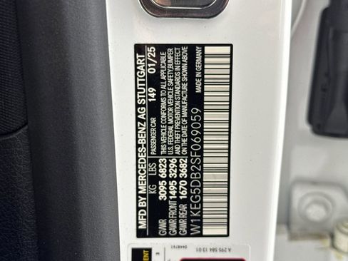 New 2025 Mercedes-Benz EQE AMG AMG EQE image 19