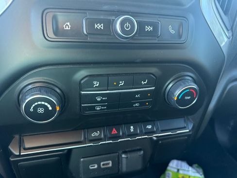 Used 2021 Chevrolet Silverado 1500 Custom RWD image 13
