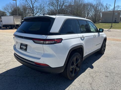 New 2026 Jeep Grand Cherokee Limited image 5