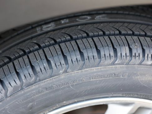 Certified 2023 Hyundai Kona SE image 12