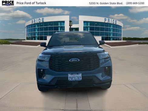 Used 2026 Ford Explorer ST-Line AWD/4WD image 2