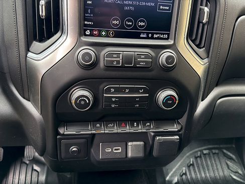 Used 2021 Chevrolet Silverado 1500 LT w/ Remote Start Package AWD/4WD image 8