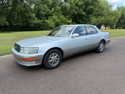Used 1991 Lexus LS 400 RWD image 1